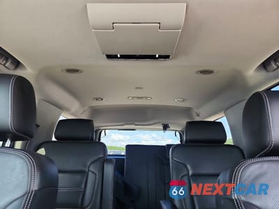 Zdjęcie 10 z 13 samochodu: 2017 GMC YUKON DENALI VIN:1GKS2CKJ8HR195366 - miniatura