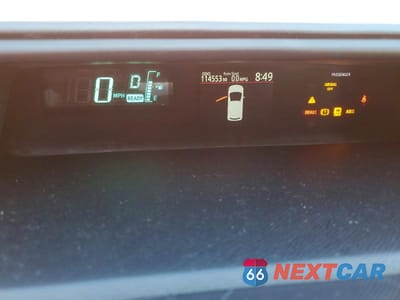 Zdjęcie 9 z 13 samochodu: 2013 TOYOTA PRIUS C TWO VIN:JTDKDTB37D1058354 - miniatura