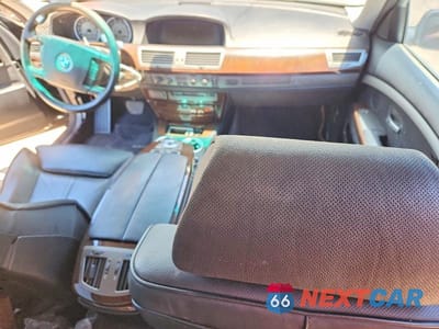 Zdjęcie 8 z 12 samochodu: 2003 BMW 745 LI VIN:WBAGN63423DR16397 - miniatura
