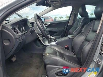Zdjęcie 7 z 13 samochodu: 2017 VOLVO S60 DYNAMIC VIN:YV140MTL2H2431786 - miniatura