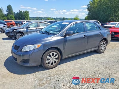 2010 TOYOTA COROLLA LE 1NXBU4EE2AZ220674 - główne zdjęcie licytacji z USA - miniatura
