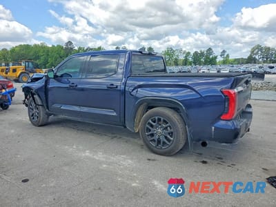 Drugie zdjęcie samochodu z przodu: 2022 TOYOTA TUNDRA PLATINUM VIN:5TFNA5DB4NX002280 - miniatura