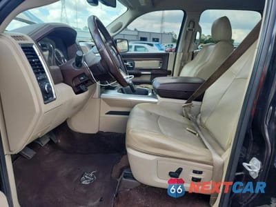 Zdjęcie 7 z 12 samochodu: 2016 RAM 1500 LARAMIE VIN:1C6RR6NM2GS107505 - miniatura