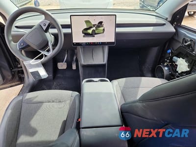 Zdjęcie 8 z 13 samochodu: 2026 TESLA MODEL Y VIN:7SAYGDED8TA597471 - miniatura