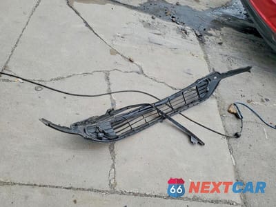 Zdjęcie 12 z 13 samochodu: 2023 TOYOTA PRIUS XLE VIN:JTDADABU9P3001848 - miniatura