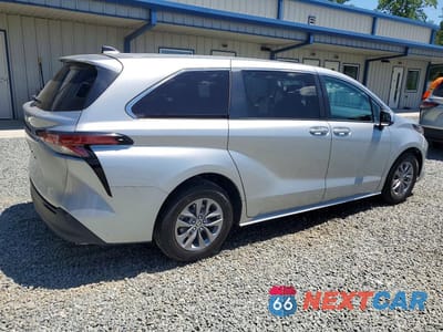 Trzecie zdjęcie samochodu z tyłu: 2022 TOYOTA SIENNA LE VIN:5TDKRKEC9NS115746 - miniatura