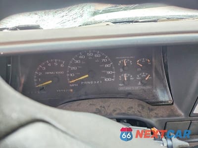 Zdjęcie 9 z 12 samochodu: 2000 CHEVROLET GMT-400 C2500 VIN:1GCGC24J7YR142468 - miniatura