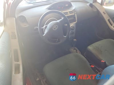 Zdjęcie 8 z 12 samochodu: 2008 TOYOTA YARIS BASE VIN:JTDJT903585216192 - miniatura