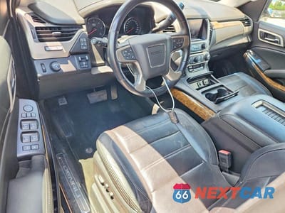 Zdjęcie 8 z 14 samochodu: 2016 GMC YUKON XL DENALI VIN:1GKS1HKJ5GR401709 - miniatura