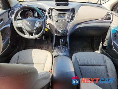 Zdjęcie 8 z 13 samochodu: 2016 HYUNDAI SANTA FE SE VIN:KM8SMDHF4GU143707 - miniatura