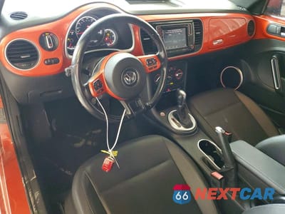 Zdjęcie 8 z 13 samochodu: 2016 VOLKSWAGEN BEETLE SE VIN:3VWJ17AT1GM624784 - miniatura