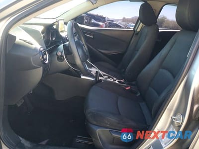 Zdjęcie 7 z 13 samochodu: 2016 SCION IA BASE VIN:3MYDLBZV9GY101252 - miniatura