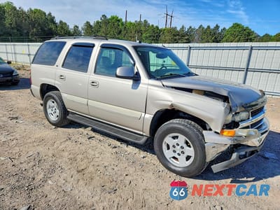 Czwarte zdjęcie samochodu z boku: 2004 CHEVROLET TAHOE K1500 VIN:1GNEK13Z04R276087 - miniatura