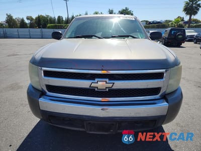 Piąte zdjęcie samochodu w środku: 2008 CHEVROLET SILVERADO C1500 VIN:1GCEC19J38E130853 - miniatura