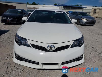 Piąte zdjęcie samochodu w środku: 2014 TOYOTA CAMRY SE VIN:4T1BF1FKXEU838991 - miniatura