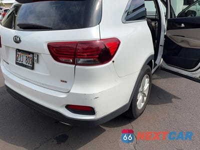 Zdjęcie 12 z 14 samochodu: 2020 KIA SORENTO LX VIN:5XYPG4A33LG638204 - miniatura