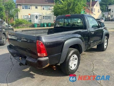 Trzecie zdjęcie samochodu z tyłu: 2014 TOYOTA TACOMA BASE VIN:5TFPX4EN0EX021189 - miniatura
