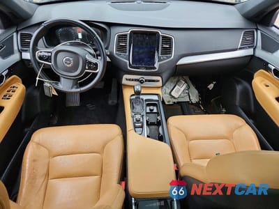 Zdjęcie 8 z 14 samochodu: 2016 VOLVO XC90 T6 VIN:YV4A22PKXG1071127 - miniatura