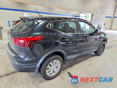 Trzecie zdjęcie samochodu z tyłu: 2018 NISSAN ROGUE SPORT S VIN:JN1BJ1CP0JW103246 - miniatura
