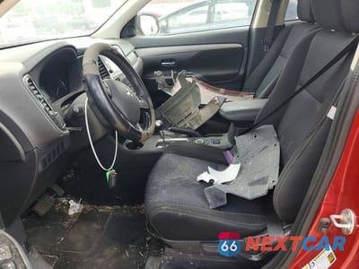 Zdjęcie 7 z 12 samochodu: 2016 MITSUBISHI OUTLANDER SE VIN:JA4AZ3A31GZ009018 - miniatura