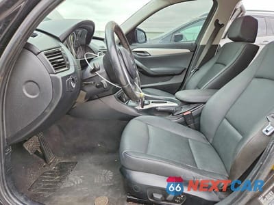 Zdjęcie 7 z 12 samochodu: 2013 BMW X1 SDRIVE28I VIN:WBAVM1C57DVW44804 - miniatura