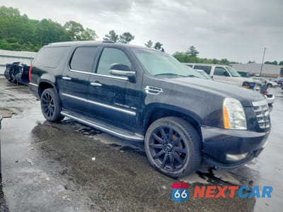 Czwarte zdjęcie samochodu z boku: 2011 CADILLAC ESCALADE ESV LUXURY VIN:1GYS4HEF6BR127952 - miniatura