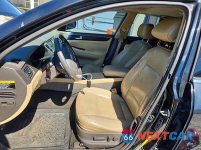 Zdjęcie 7 z 12 samochodu: 2013 HYUNDAI GENESIS 3.8L VIN:KMHGC4DD6DU222188 - miniatura