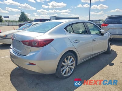Trzecie zdjęcie samochodu z tyłu: 2017 MAZDA 3 TOURING VIN:3MZBN1V71HM111541 - miniatura