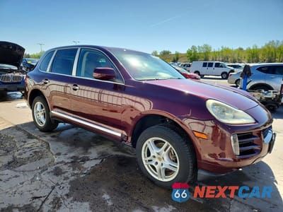 Czwarte zdjęcie samochodu z boku: 2008 PORSCHE CAYENNE VIN:WP1AA29P08LA22571 - miniatura