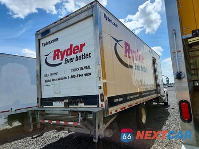 Trzecie zdjęcie samochodu z tyłu: 2020 INTERNATIONAL MV607 REFRIGERATED BOX TRUCK VIN:3HAEUMML7LL846781 - miniatura