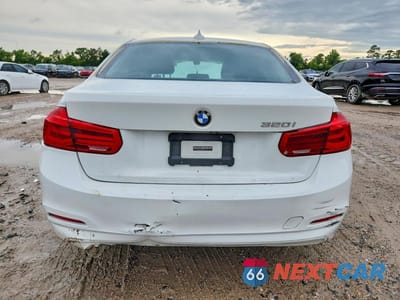 Zdjęcie 6 z 12 samochodu: 2018 BMW 320 I VIN:WBA8E1G52JNU92933 - miniatura