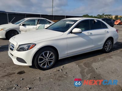 2015 MERCEDES-BENZ C 300 4MATIC 55SWF4KB1FU013881 - główne zdjęcie licytacji z USA - miniatura