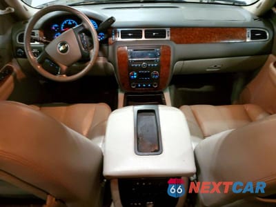 Zdjęcie 15 z 26 samochodu: 2008 CHEVROLET SUBURBAN K1500 LS VIN:1GNFK16358R117051 - miniatura
