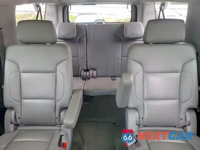 Zdjęcie 10 z 13 samochodu: 2017 CHEVROLET SUBURBAN K1500 LT VIN:1GNSKHKC5HR263544 - miniatura