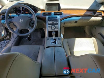 Zdjęcie 8 z 12 samochodu: 2005 ACURA RL VIN:JH4KB16535C020453 - miniatura