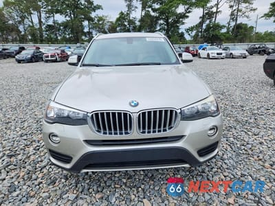 Piąte zdjęcie samochodu w środku: 2017 BMW X3 XDRIVE28I VIN:5UXWX9C50H0T09205 - miniatura
