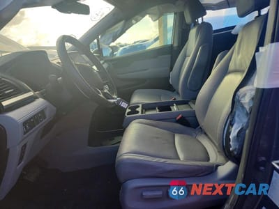 Zdjęcie 7 z 14 samochodu: 2023 HONDA ODYSSEY TOURING VIN:5FNRL6H85PB047449 - miniatura