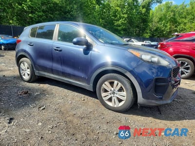 Czwarte zdjęcie samochodu z boku: 2018 KIA SPORTAGE LX VIN:KNDPM3AC0J7382701 - miniatura