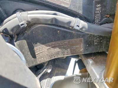 Zdjęcie 9 z 9 samochodu: 2018 BMW S 1000 RR VIN:WB10D6000JZ711490 - miniatura