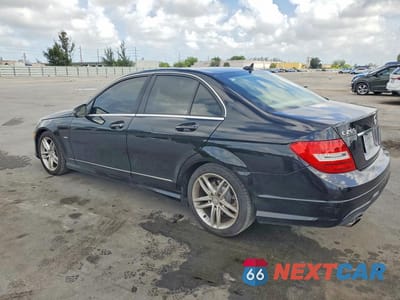 Drugie zdjęcie samochodu z przodu: 2012 MERCEDES-BENZ C 250 VIN:WDDGF4HB9CR215862 - miniatura