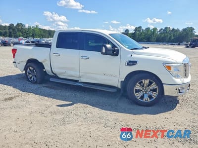 Czwarte zdjęcie samochodu z boku: 2017 NISSAN TITAN S VIN:1N6AA1E66HN531347 - miniatura