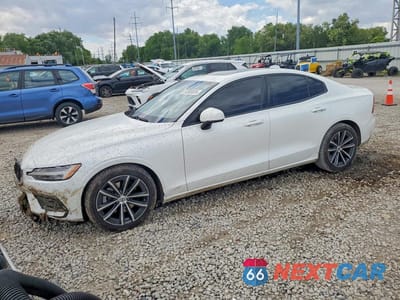 2021 VOLVO S60 T5 MOMENTUM 7JR102FK4MG102697 - główne zdjęcie licytacji z USA - miniatura