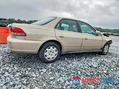 Trzecie zdjęcie samochodu z tyłu: 2002 HONDA ACCORD LX VIN:1HGCG564X2A090143 - miniatura