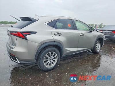 Trzecie zdjęcie samochodu z tyłu: 2021 LEXUS NX 300H BASE VIN:JTJDJRDZ7M2164011 - miniatura