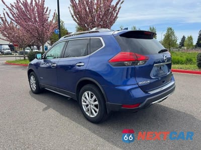 Trzecie zdjęcie samochodu z tyłu: 2017 NISSAN ROGUE HYBRID SV VIN:5N1ET2MV3HC813398 - miniatura
