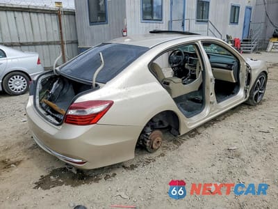 Trzecie zdjęcie samochodu z tyłu: 2017 HONDA ACCORD EXL VIN:1HGCR3F82HA012952 - miniatura
