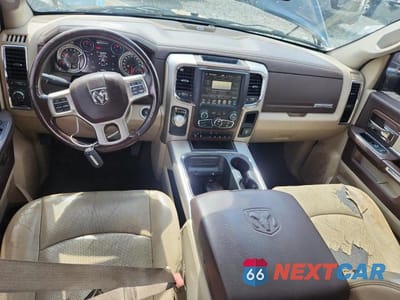 Zdjęcie 8 z 12 samochodu: 2016 RAM 1500 LARAMIE VIN:1C6RR6NM2GS107505 - miniatura