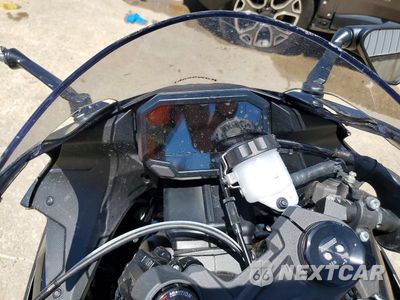 Zdjęcie 7 z 9 samochodu: 2026 KAWASAKI ZX636 K VIN:JKBZXJJ19TA047757 - miniatura