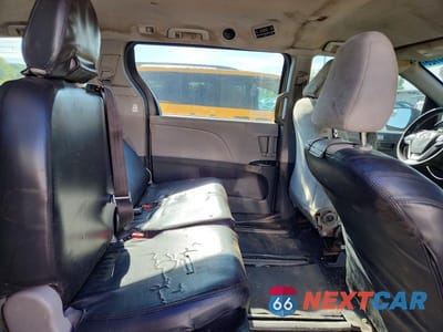 Zdjęcie 11 z 14 samochodu: 2017 TOYOTA SIENNA LE VIN:5TDZK3DC9GS699501 - miniatura