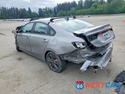 Drugie zdjęcie samochodu z przodu: 2023 KIA FORTE LXS VIN:3KPF24AD5PE595989 - miniatura
